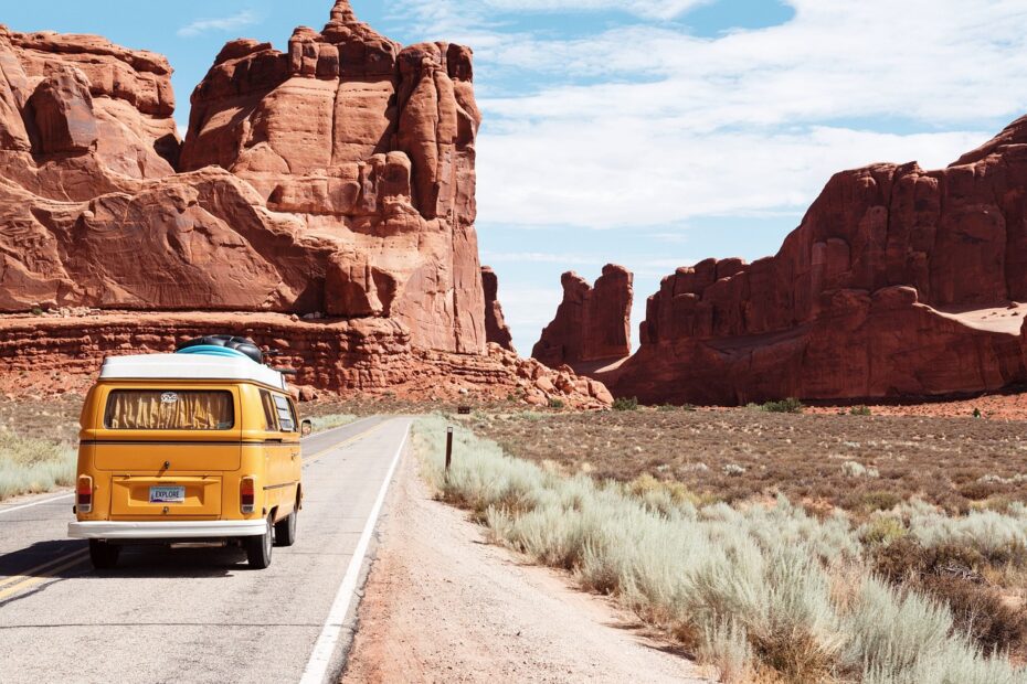 arches national park, van, drive