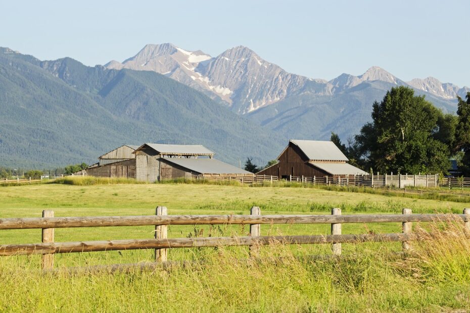 farm, ranch, mountains